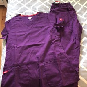 Dickies Scrubs